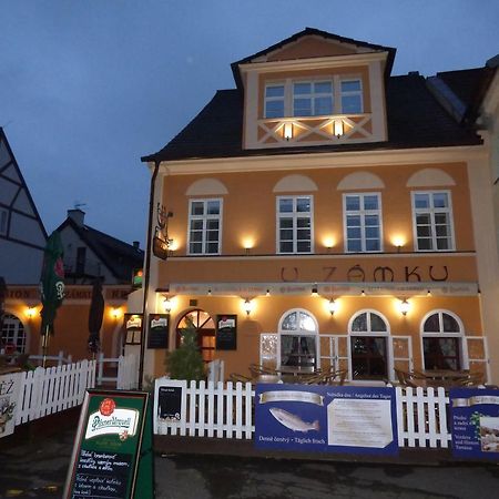 Bečov nad Teplou Penzion - Restaurant U Zamku מראה חיצוני תמונה