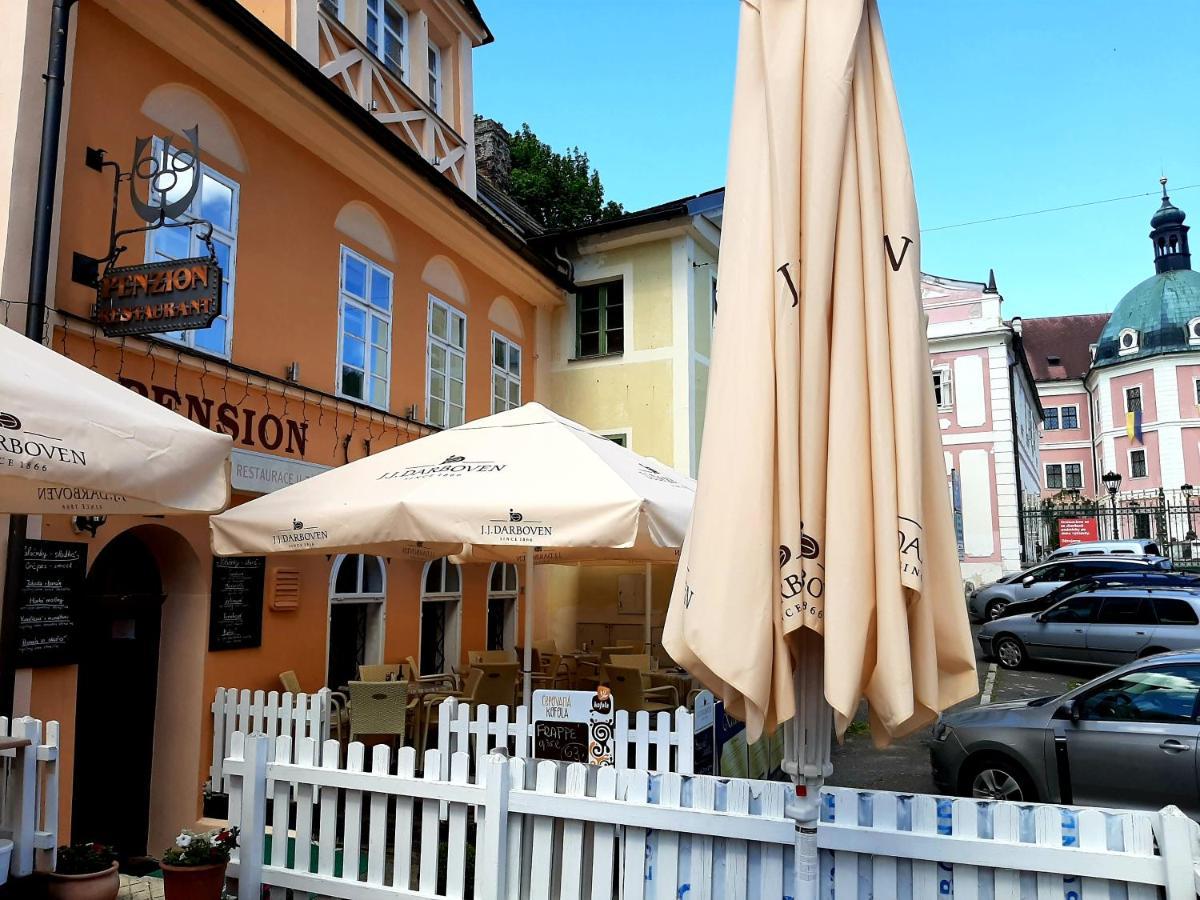 Bečov nad Teplou Penzion - Restaurant U Zamku מראה חיצוני תמונה